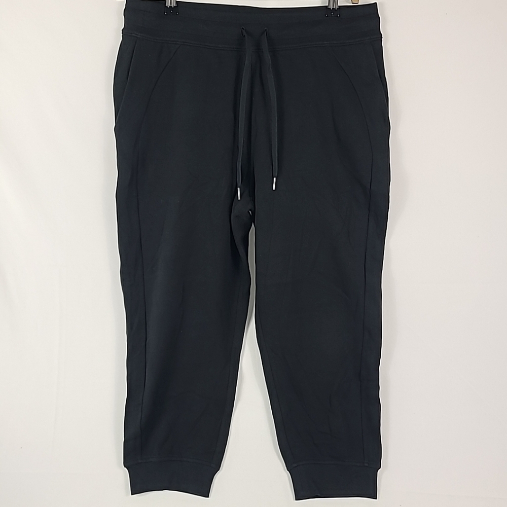 Lululemon Women's Scuba High-Rise Cropped Jogger 23.5" Black Size 12 EUC - Picture 1 of 9